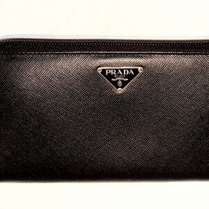 Prada Saffiano Leather Zip-Around Wallet NWOT- Pristine Condition!!